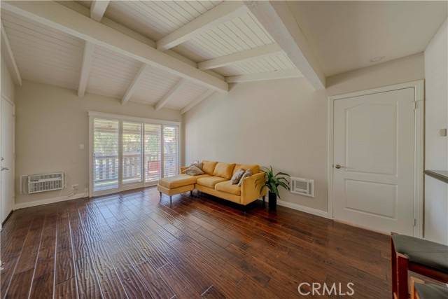 Santa Ana, CA 92701,1345 Cabrillo Park DR K06