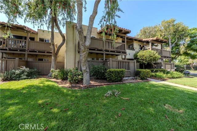 Santa Ana, CA 92701,1345 Cabrillo Park DR K06