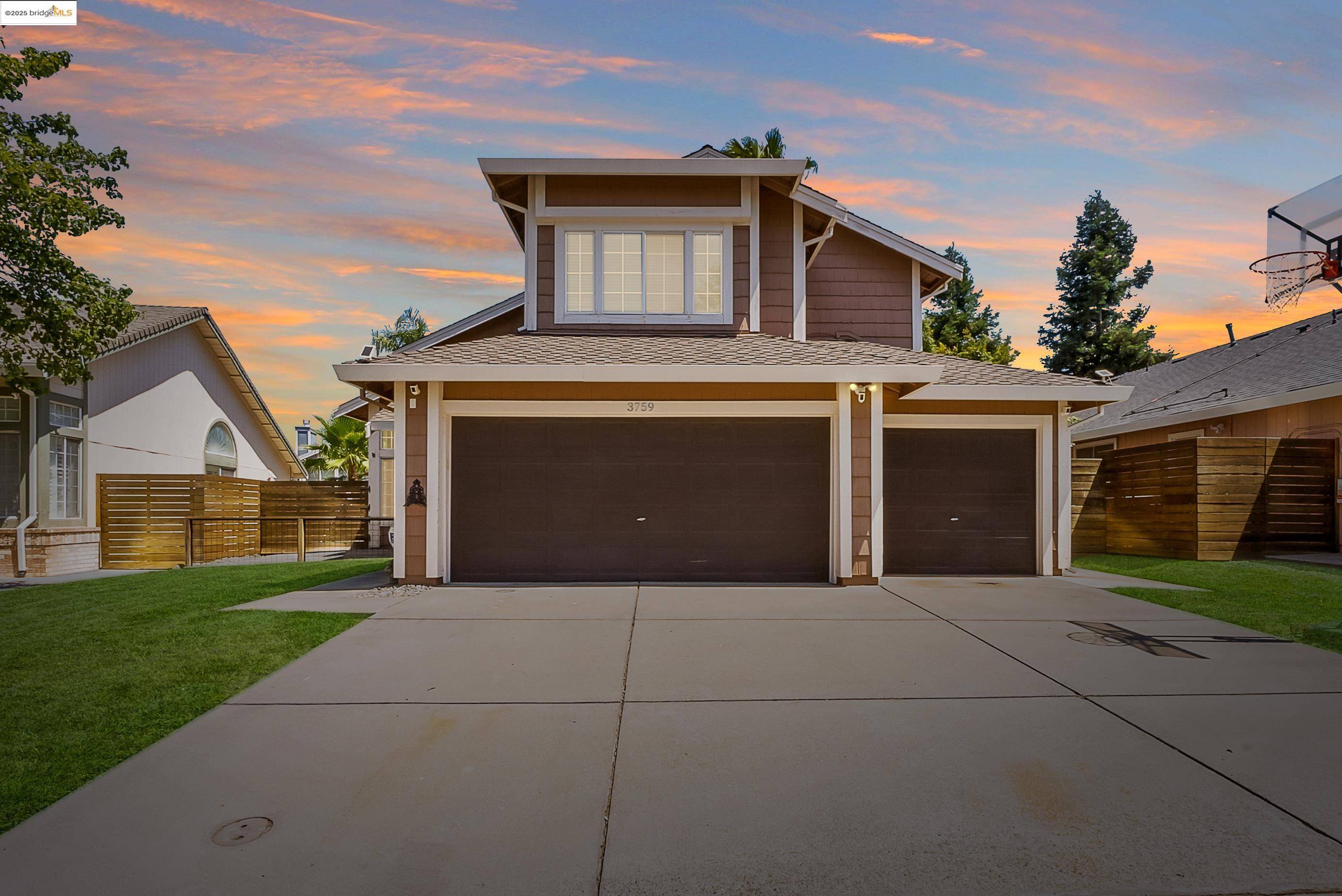 Antelope, CA 95843,3759 Pine Hollow WAY
