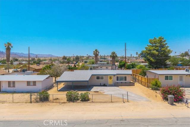 Twentynine Palms, CA 92277,6086 Cahuilla AVE