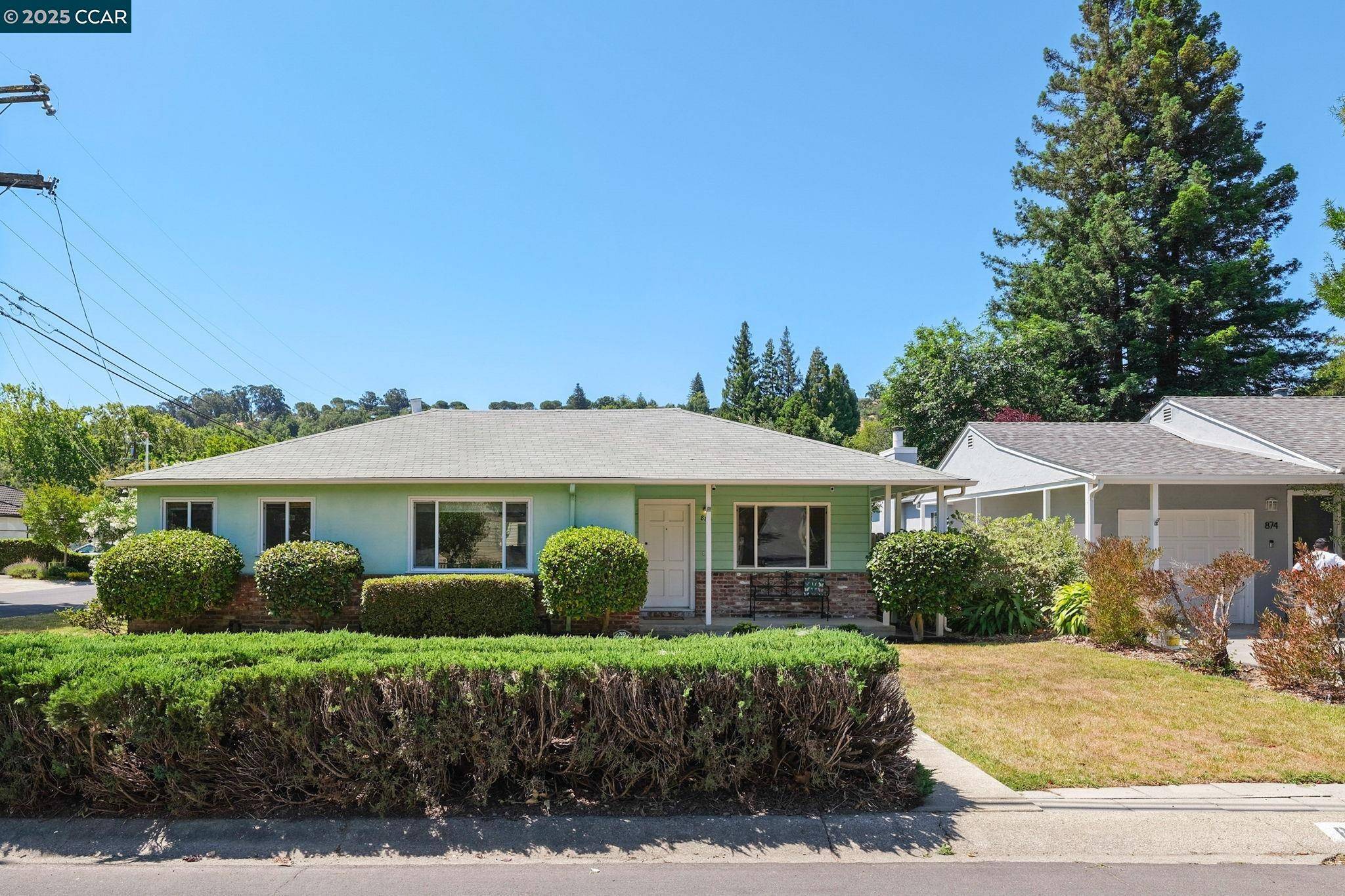Lafayette, CA 94595,884 Juanita Dr