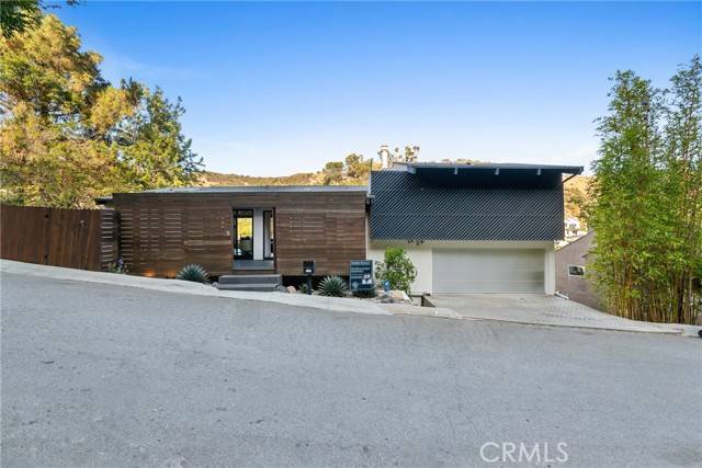 Los Angeles, CA 90046,2522 Zorada DR