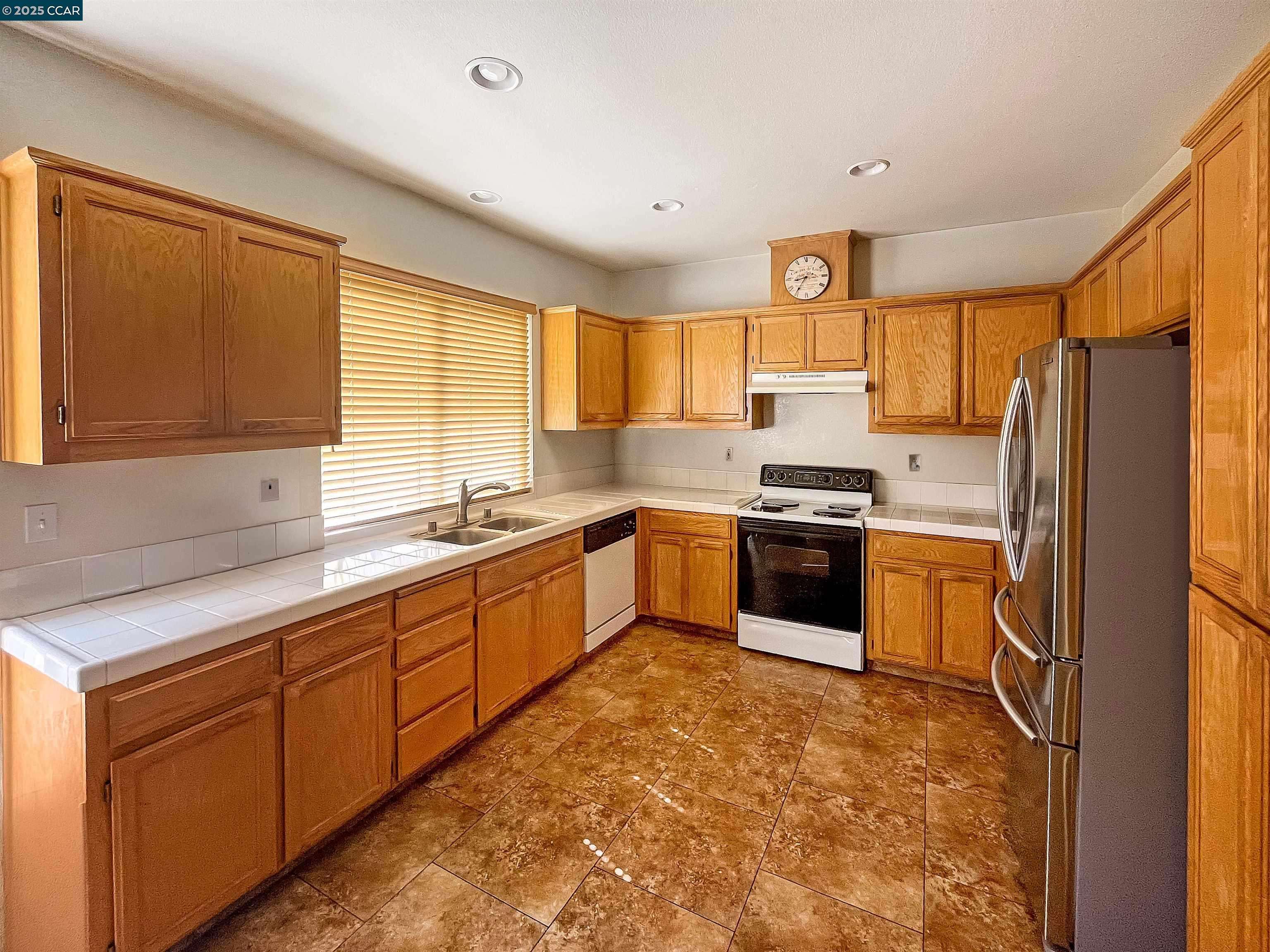 Tracy, CA 95377,1214 Dover Ln