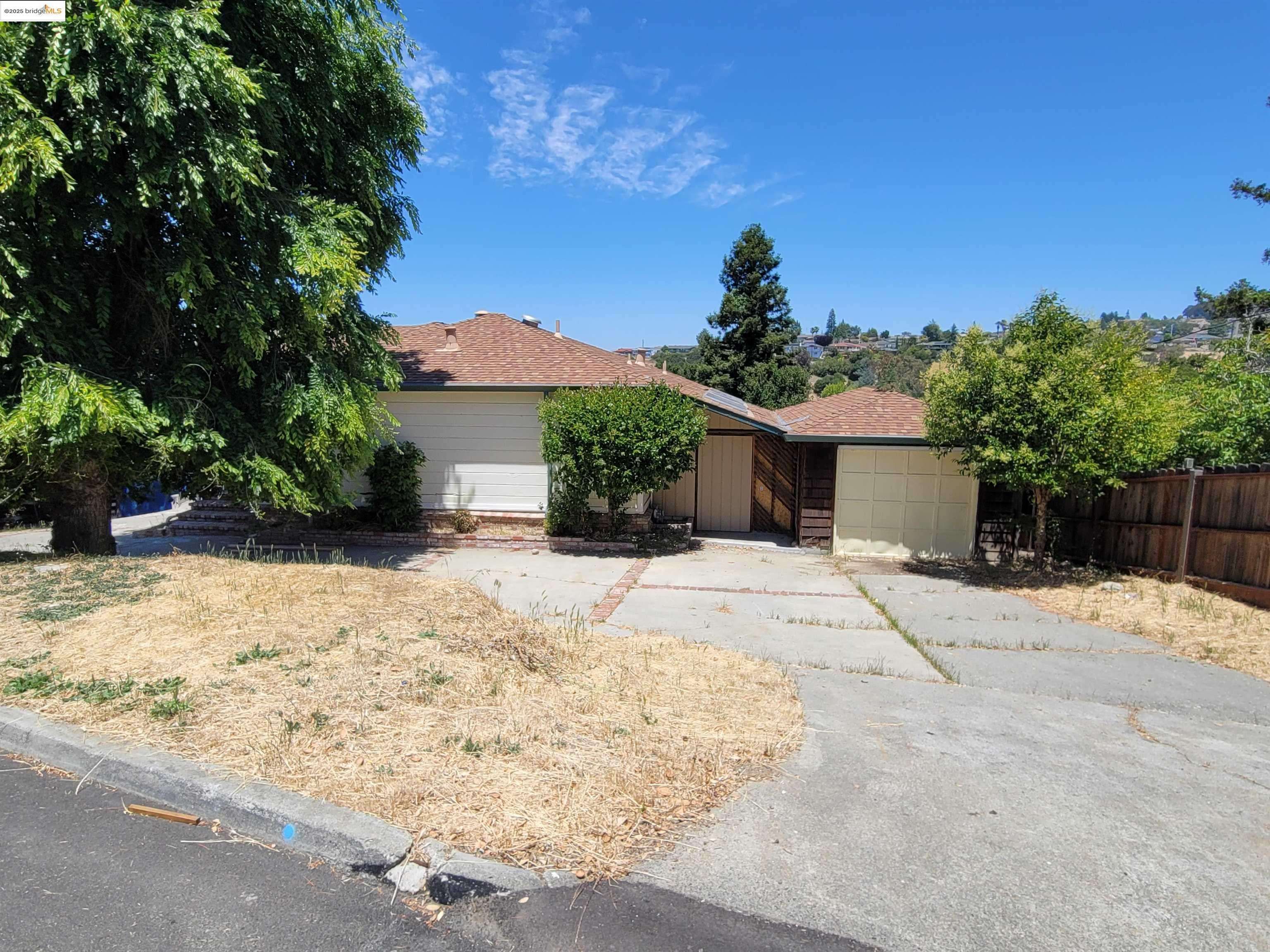 Hayward, CA 94542,27030 Parkside Dr