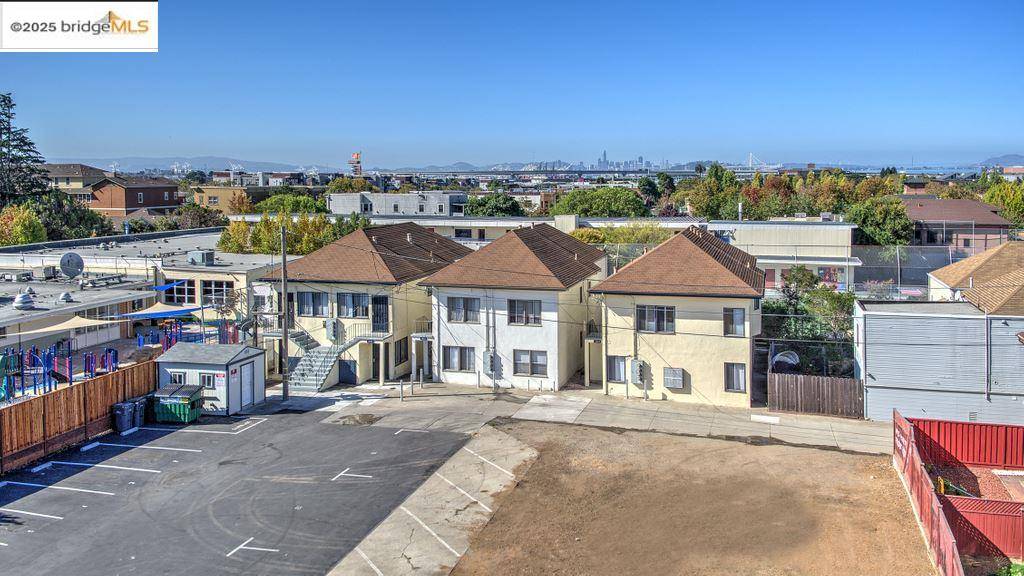 Emeryville, CA 94608,1049 43rd ST