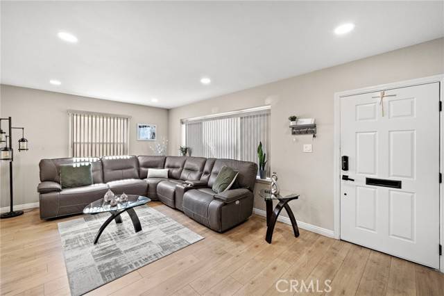 Lakewood, CA 90712,2729 Fairman ST
