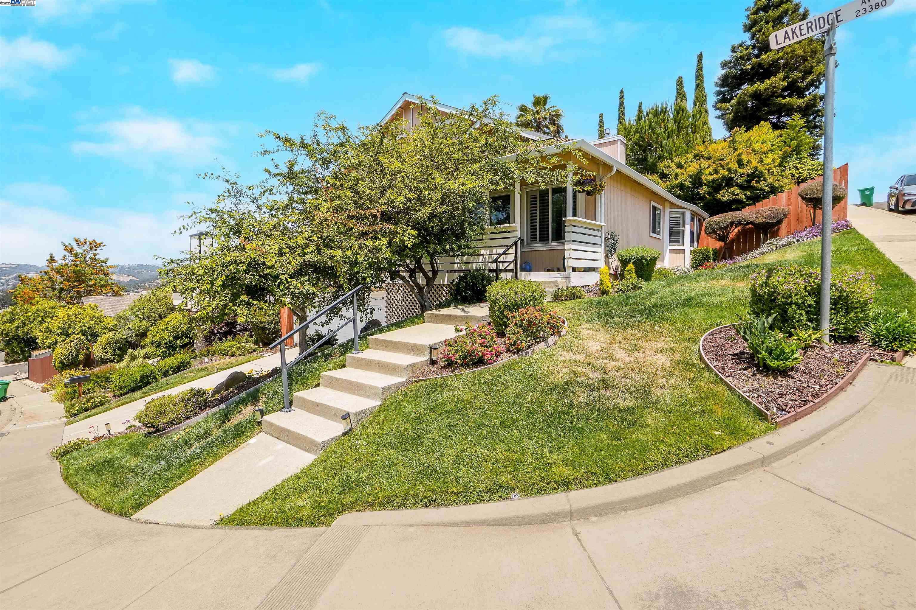 Hayward, CA 94541,23380 Lakeridge AVE