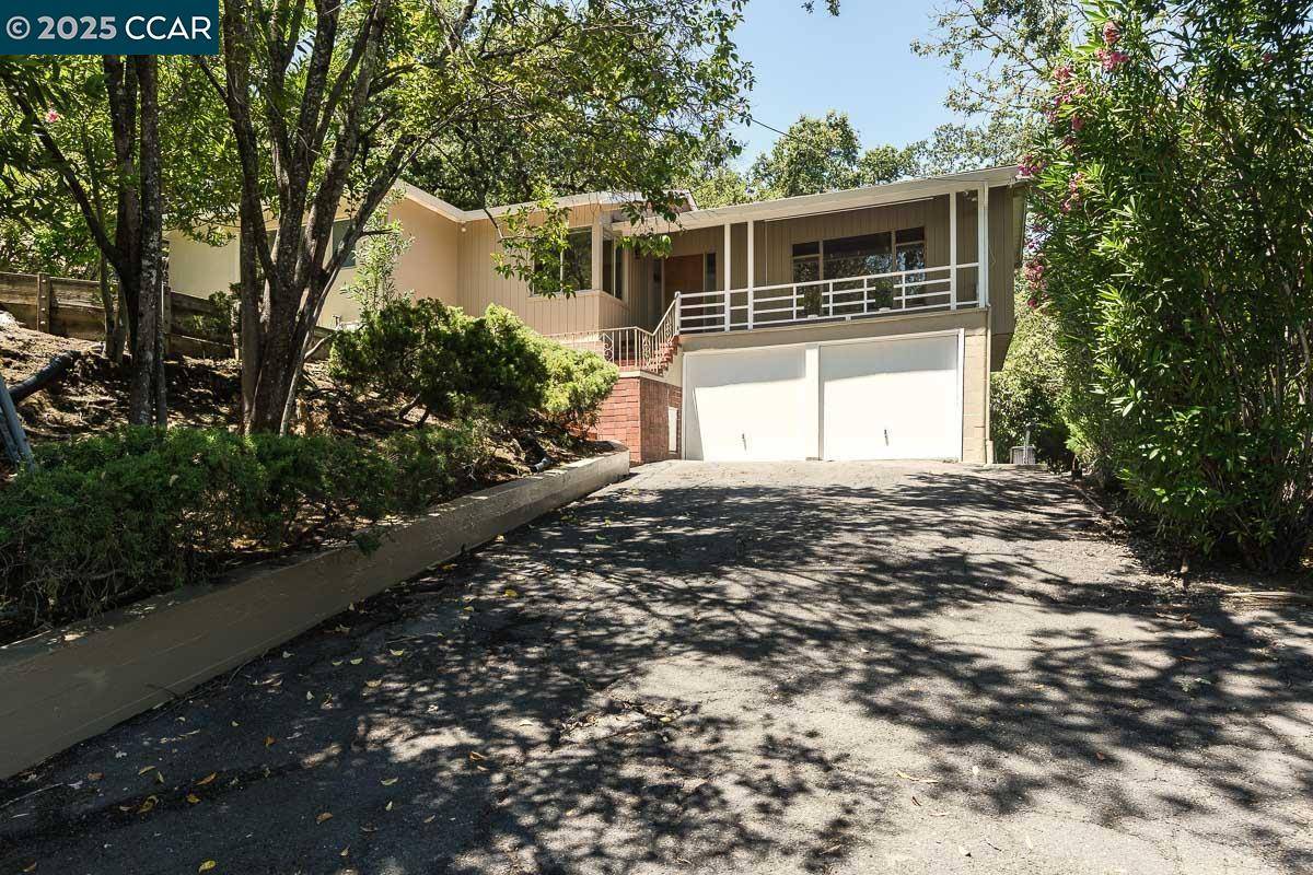 Lafayette, CA 94549,877 Mountain View Dr