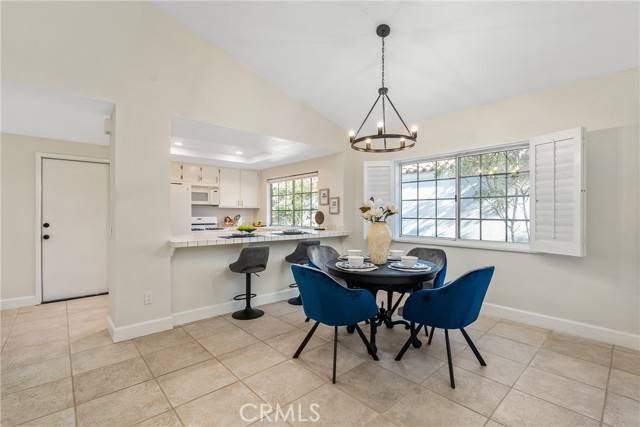 Palm Desert, CA 92211,43791 Calle Las Brisas