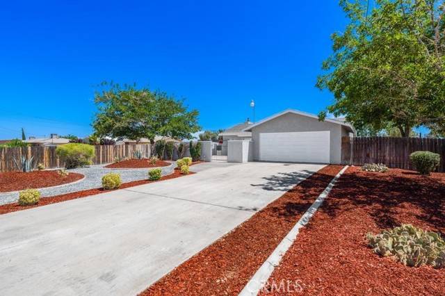 Hesperia, CA 92345,16233 Manzanita ST