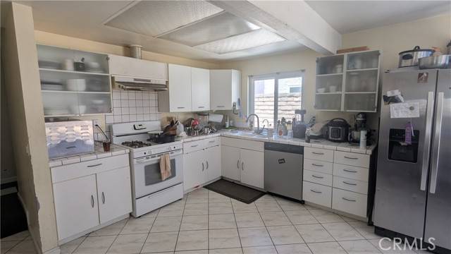 Chatsworth, CA 91311,10214 Hanna AVE