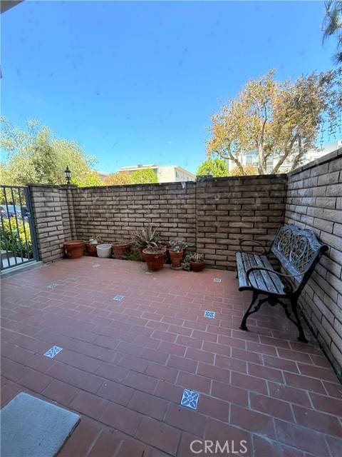 Marina Del Rey, CA 90292,13232 Fiji WAY C
