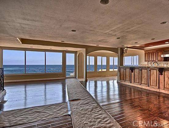 Laguna Beach, CA 92651,621 Loretta DR