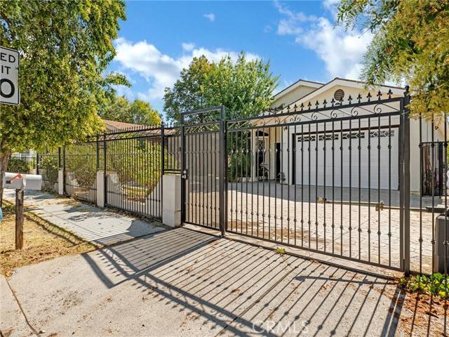 Tarzana, CA 91356,6019 Wilbur AVE
