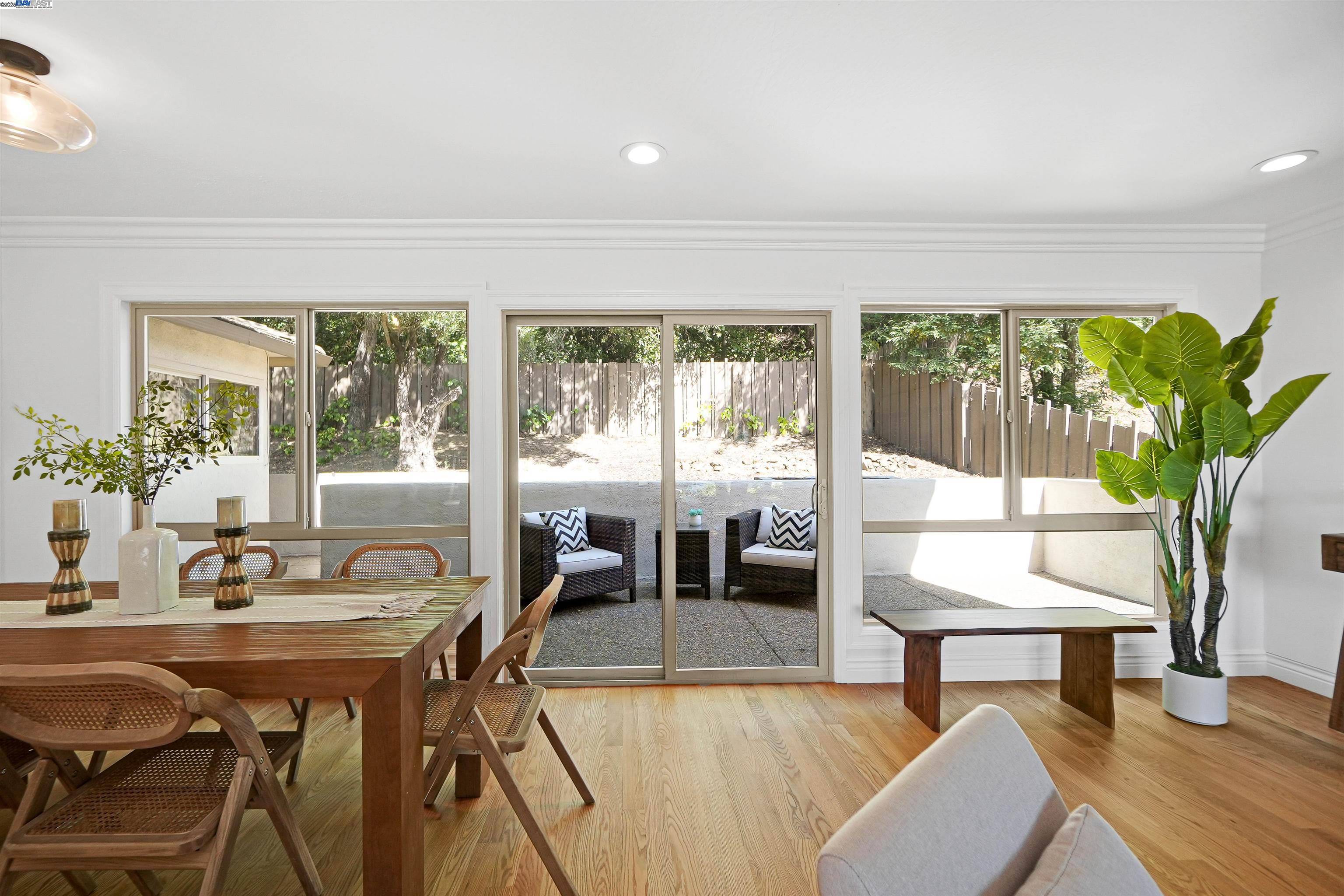 Hayward, CA 94542,27880 Pebble Ct