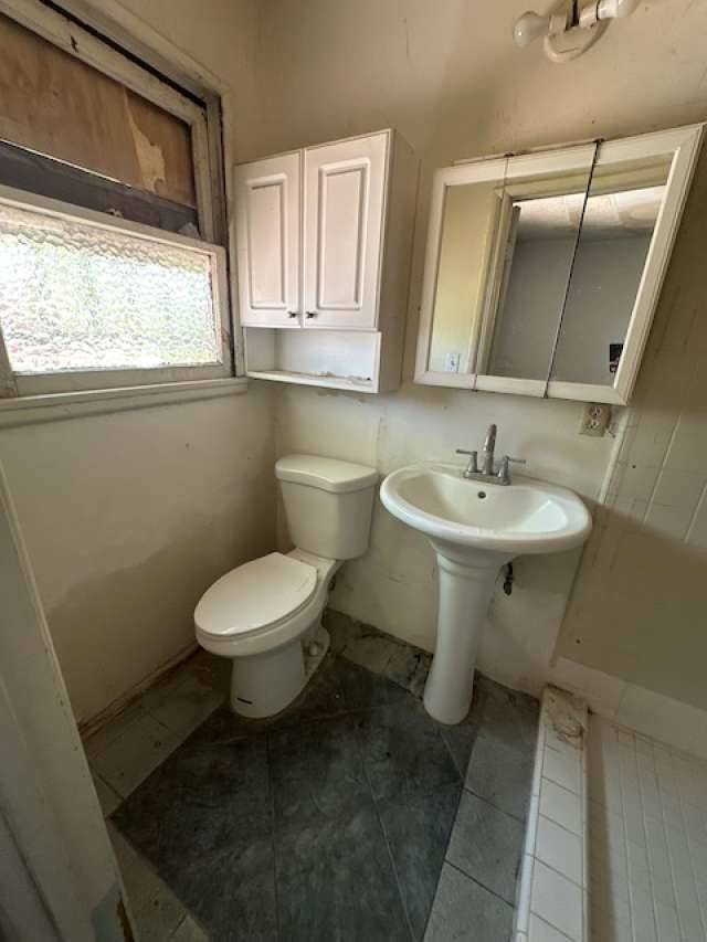 Sylmar, CA 91342,11508 Fenton AVE