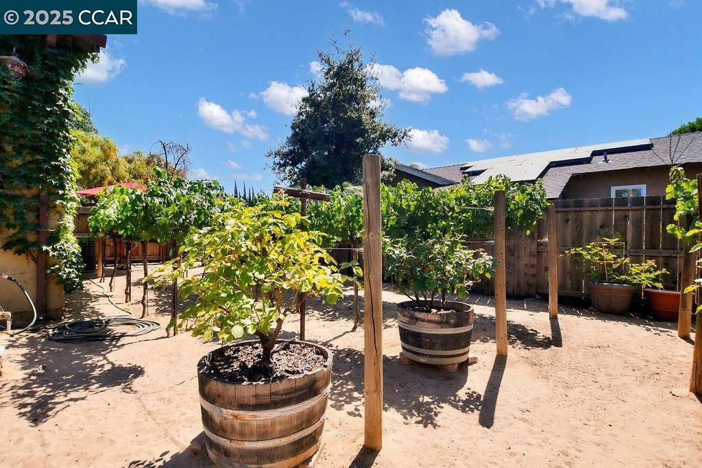 Oakley, CA 94561,1050 Woodglen