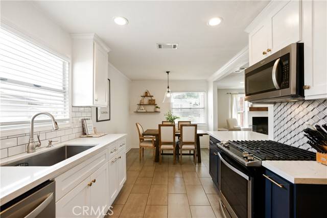 Glendora, CA 91740,817 Caballo AVE