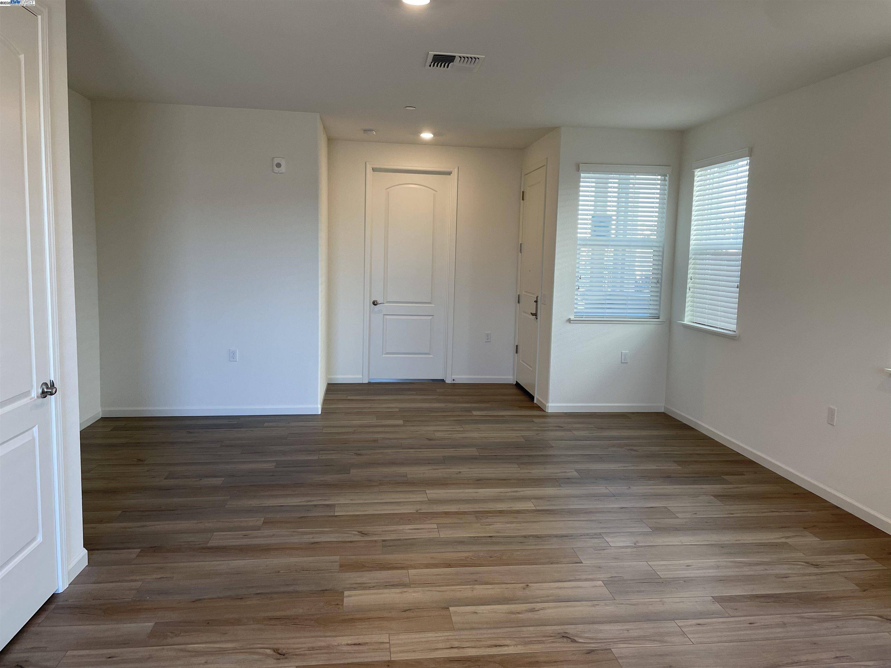 Hollister, CA 95023,1820 Monroe Ct 2
