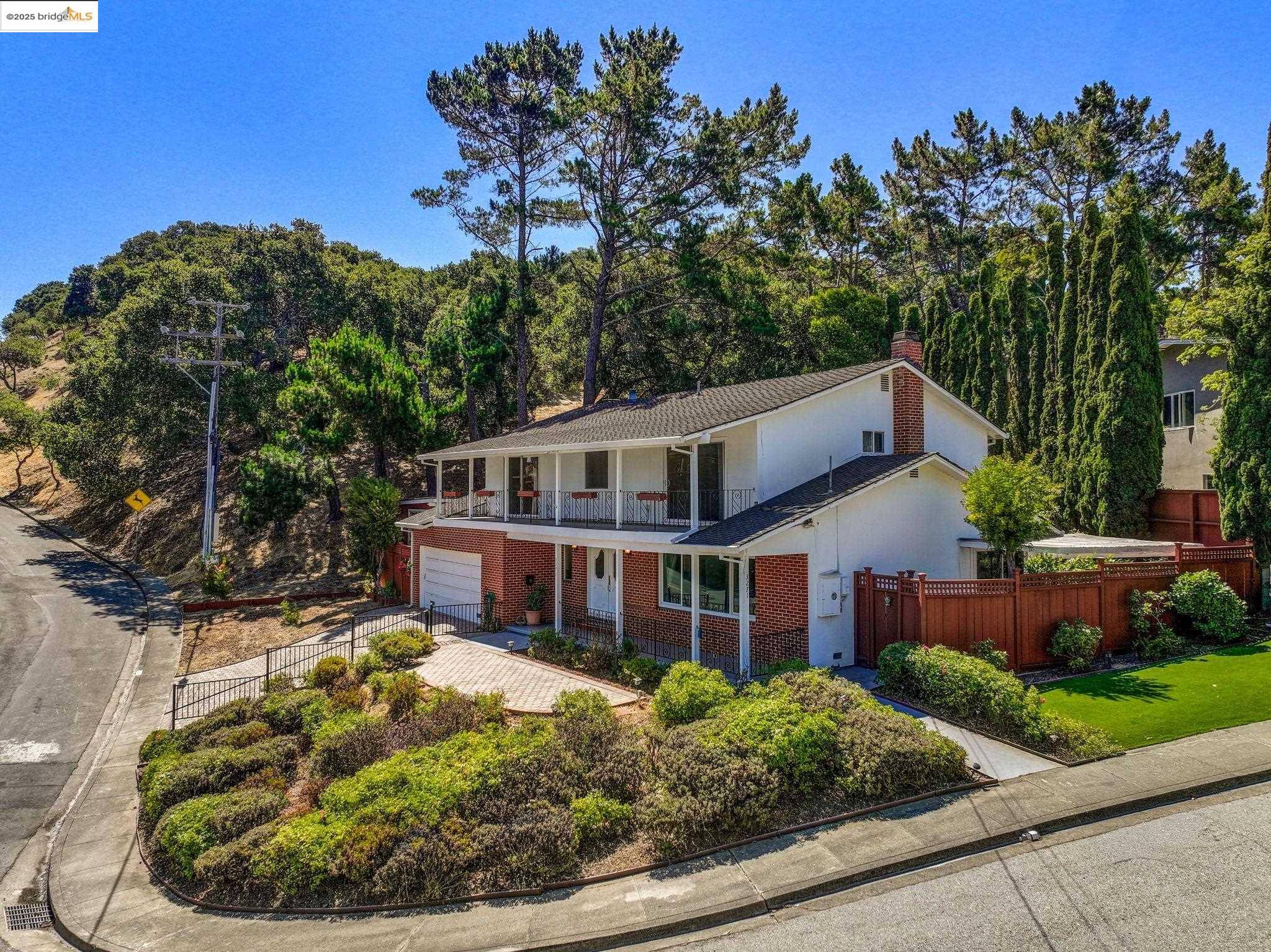 San Carlos, CA 94070,3271 Brittan Ave
