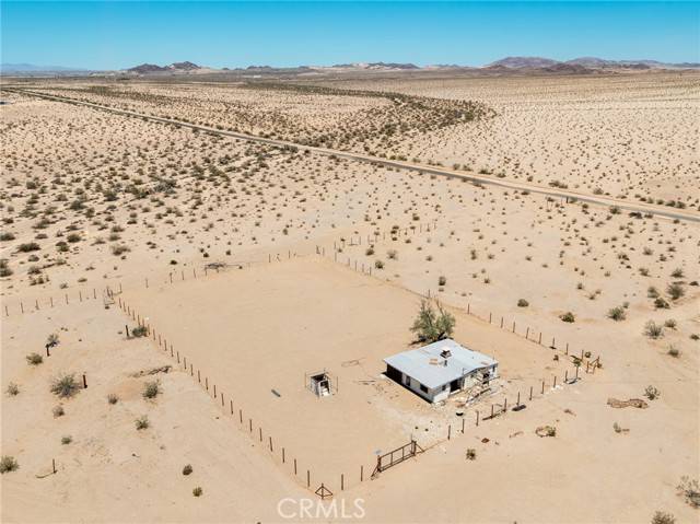 Twentynine Palms, CA 92277,77623 Valle Vista RD