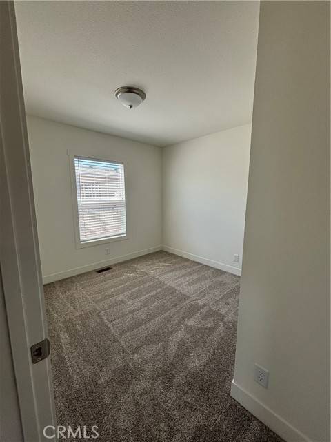 Hemet, CA 92543,1097 N State ST 206