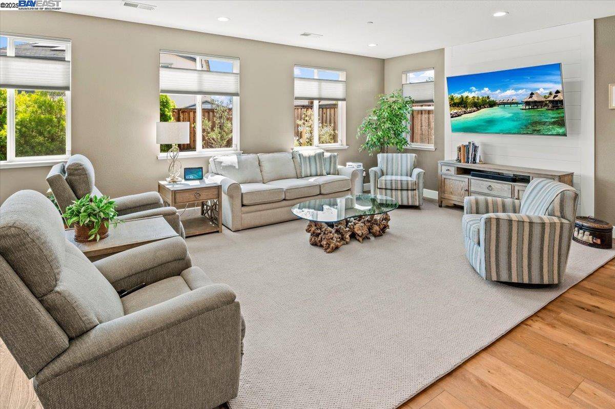Tracy, CA 95377,6822 Spanner Ct
