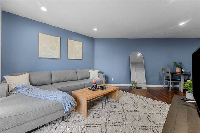 Corona, CA 92879,788 Gianni Dr. 206