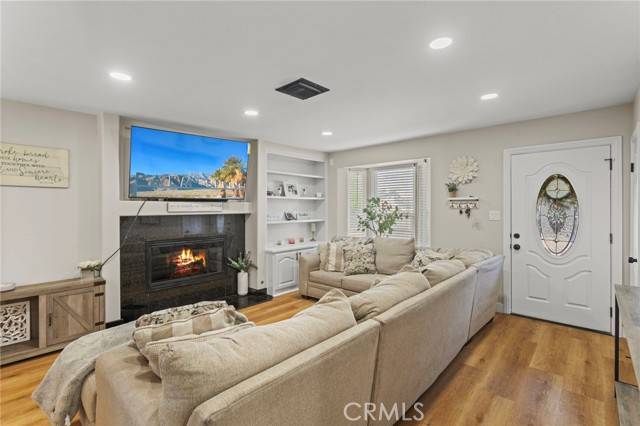 Hemet, CA 92544,1443 E Devonshire AVE