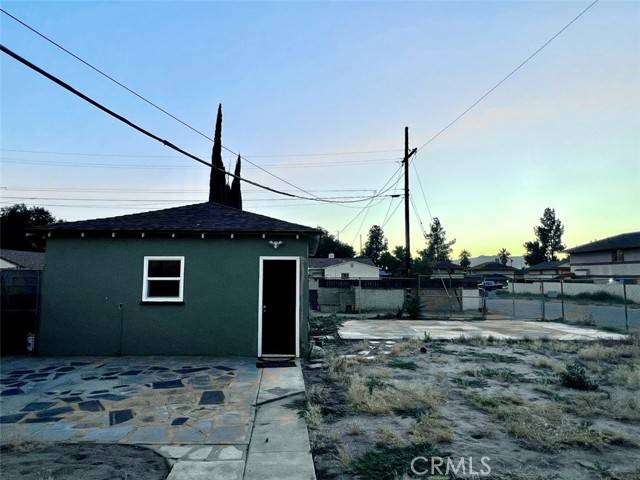 Redlands, CA 92374,821 1/2 Lombard DR