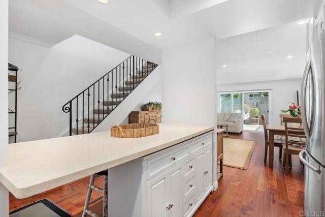 Encinitas, CA 92024,1833 Stonebrook LN