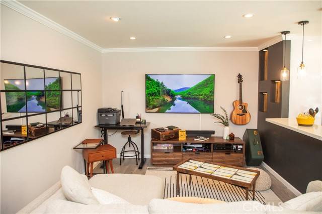 West Hollywood, CA 90069,972 Larrabee ST 119