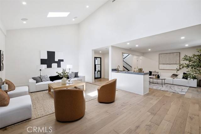 Calabasas, CA 91302,4360 Park Alisal