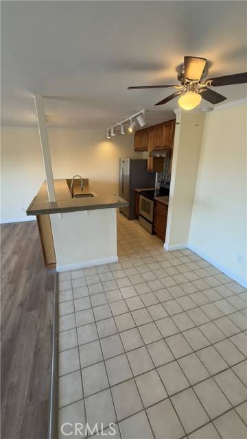 Long Beach, CA 90814,420 Redondo AVE 302
