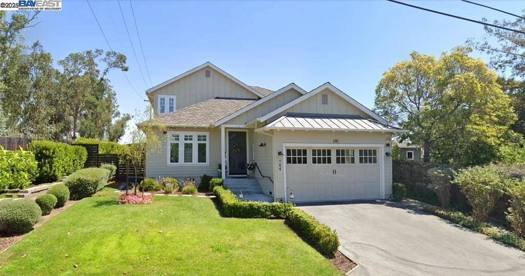 Redwood City, CA 94062,764 Hillcrest DR