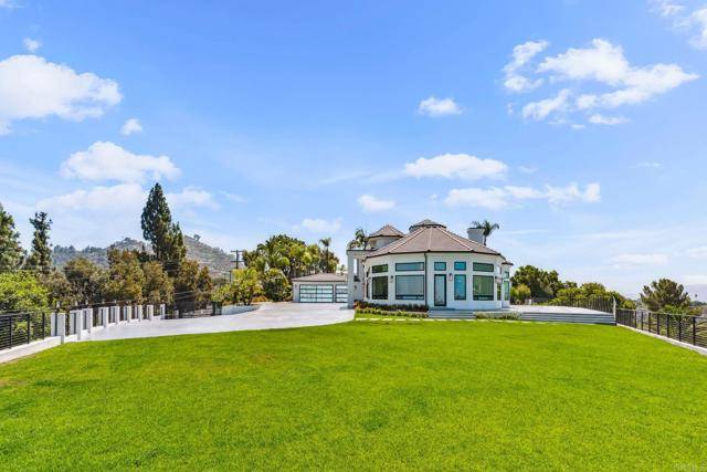La Mesa, CA 91941,9355 Lavell ST