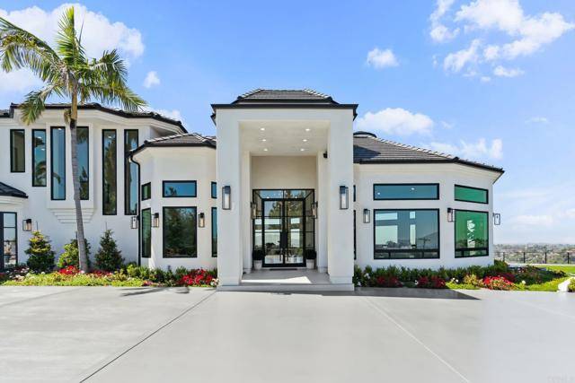 La Mesa, CA 91941,9355 Lavell ST