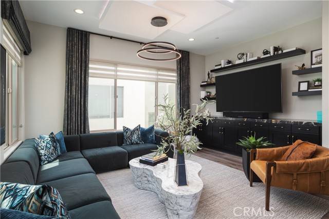 Newport Beach, CA 92663,35 Ebb Tide Cir