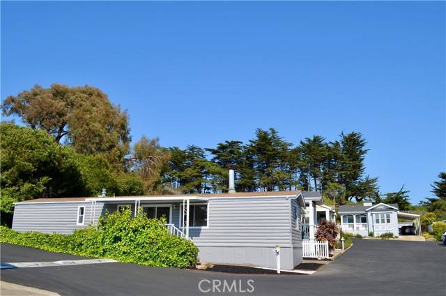 Cambria, CA 93428,1226 N Main ST 36