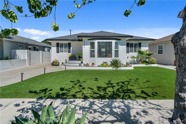 Lakewood, CA 90713,4332 Albury AVE