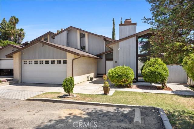 Bakersfield, CA 93306,3319 Maywood DR 1