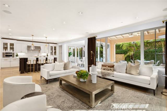 Irvine, CA 92618,70 Livia