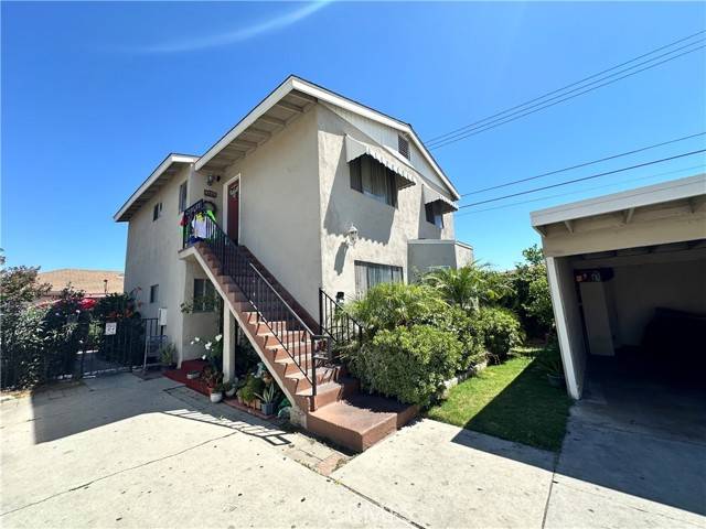 Cudahy, CA 90201,4739 Live Oak ST