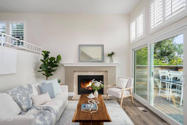 Ventura, CA 93003,1051 Thomas LN