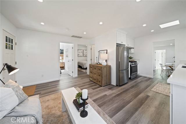 Long Beach, CA 90814,4110 E Vermont St