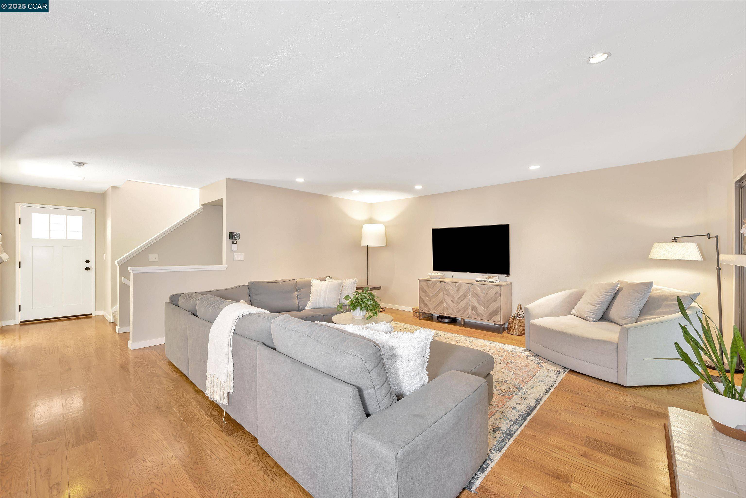 Walnut Creek, CA 94597,526 Monarch Ridge Dr