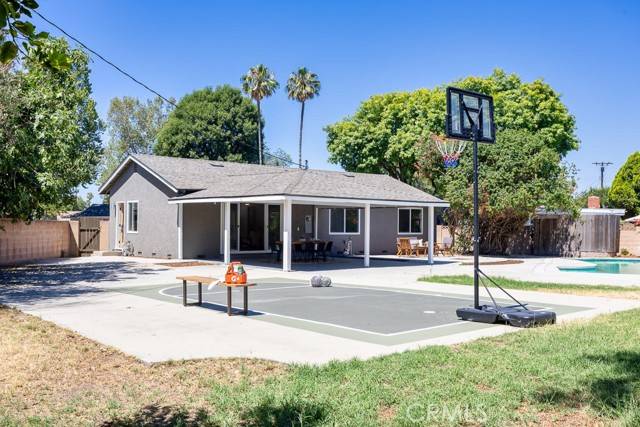 Canoga Park, CA 91304,7746 Nevada AVE