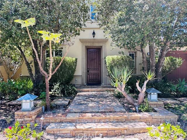 Irvine, CA 92603,35 Hedgerow