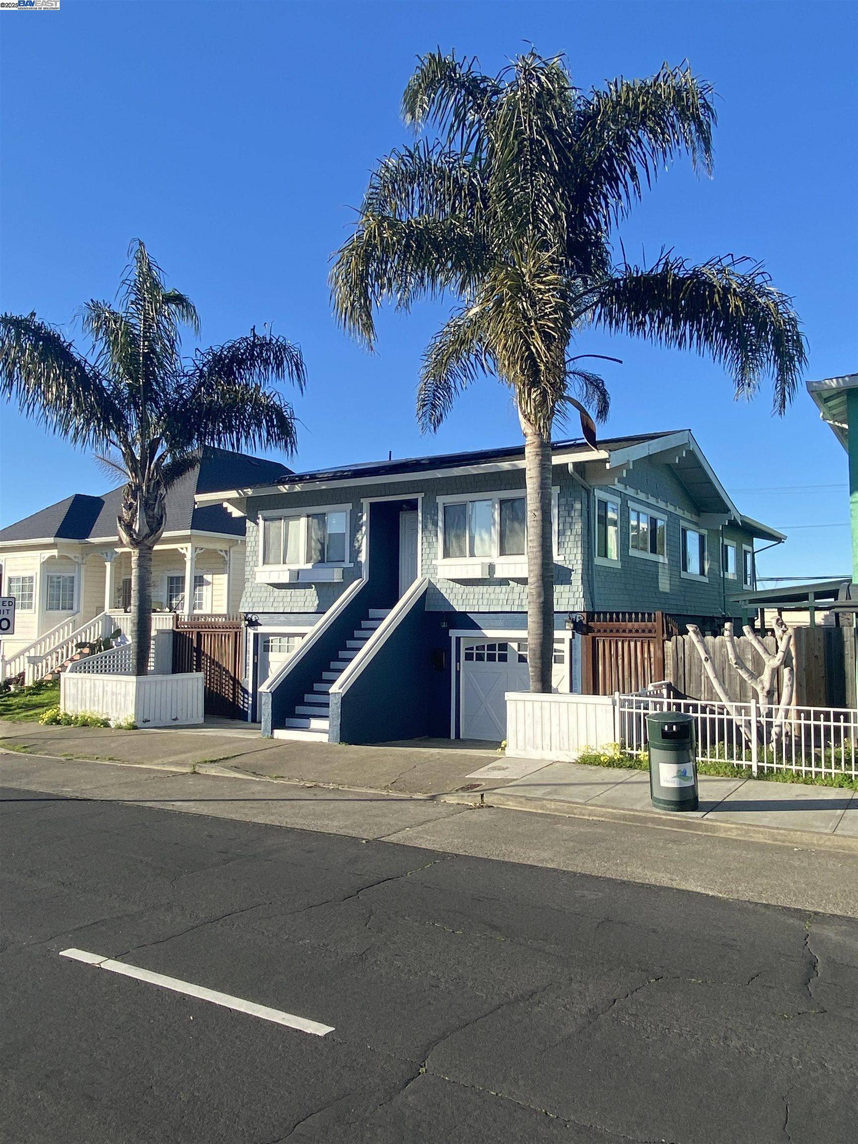 Vallejo, CA 94590,1136 Georgia St