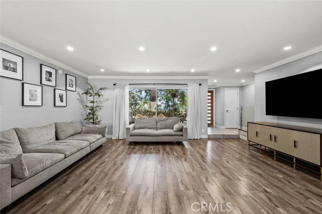 Burbank, CA 91504,9778 Via Roma